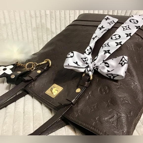 Louis. Vuitton Citadine Empriente Leather Tote GM - Picture 12 of 15